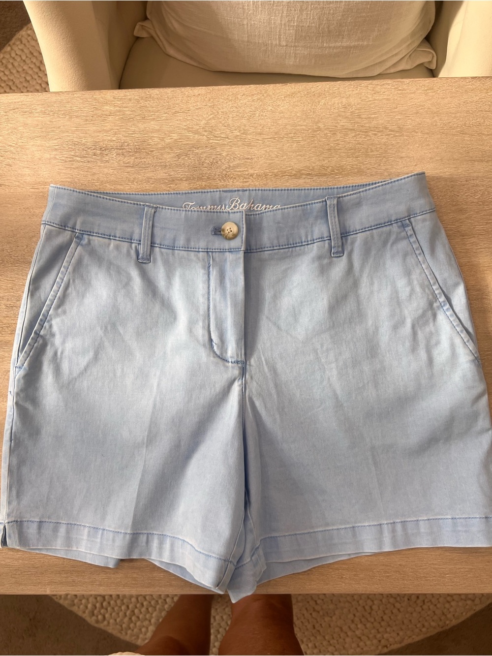Tommy Bahama NWOT CHINO SHORTS live the island life - Picture 2 of 4